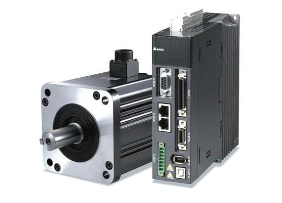 一個(gè)驅(qū)動(dòng)器控制兩個(gè)步進(jìn)電機(jī)