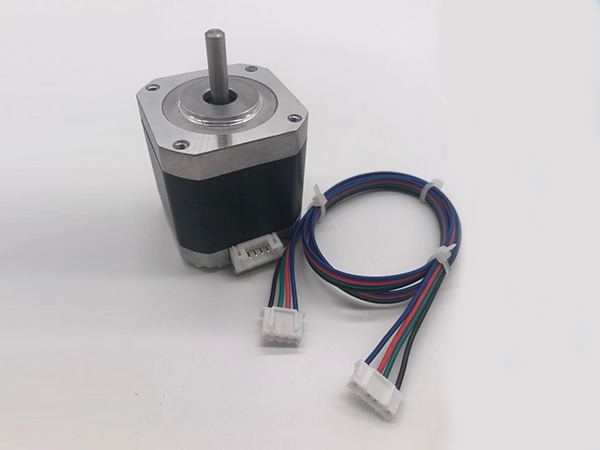 三相無刷電機驅動器型號（三相無刷電機驅動芯片28腳）